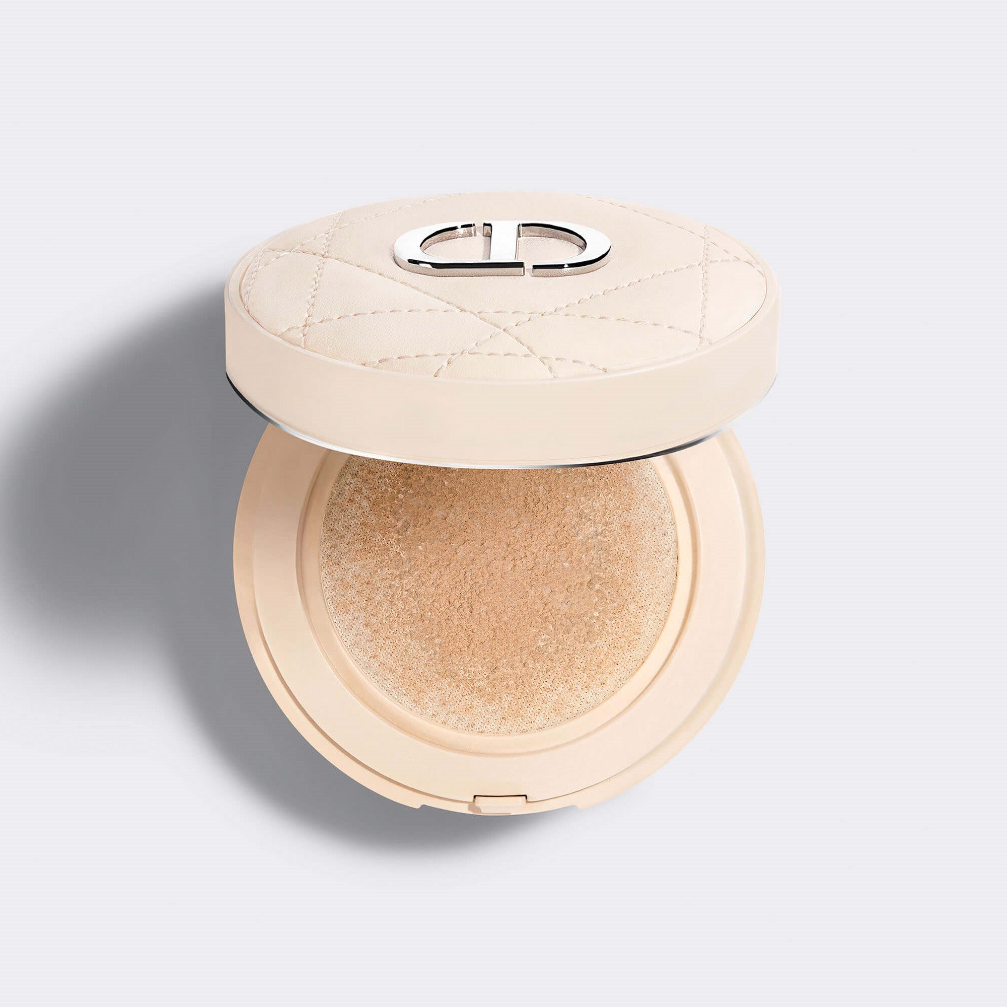 Capture totale shop loose powder