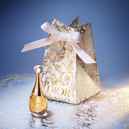 Give J'Adore Eau De Parfum - Holiday Gift Idea